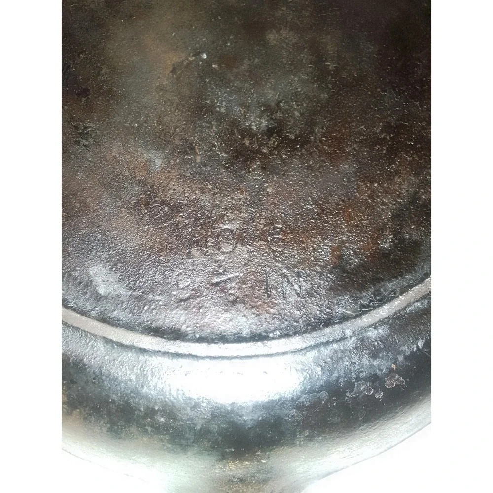 Vintage Cast Iron Double Spout Made In U.S.A Skillet With A Heat Ring On The...